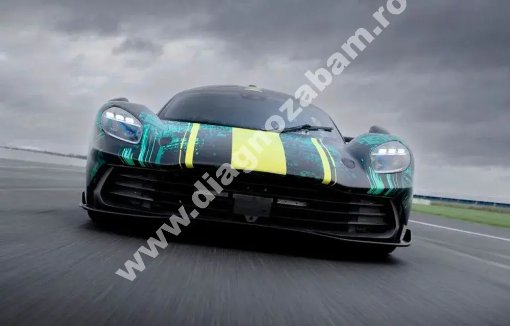 aston martin anunta valhalla intra in produtie in 2024 cu motor v8 si ofera 998 cp de putere mfrh original