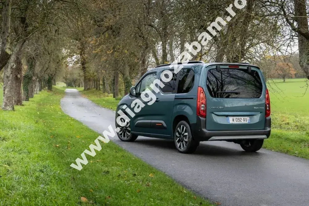 berlingo facelift noul citroen isi revizuieste aspectul si in europa va fi disponibil exclusiv in versiune electrica cu o autonomie de 320 km 3 mfrh original