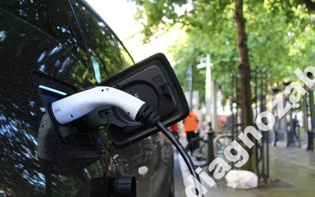 entuziasmul pentru masinile electrice anunta apocalipsa petrolului dar europa se confrunta cu probleme legate de infrastructura de incarcare 2 mfrh original