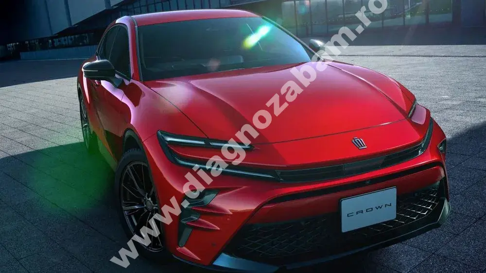 performanta si eleganta toyota crown sport echipat cu motor hibrid de 302 cp si un pret de aproximativ 48300 de euro mfrh original