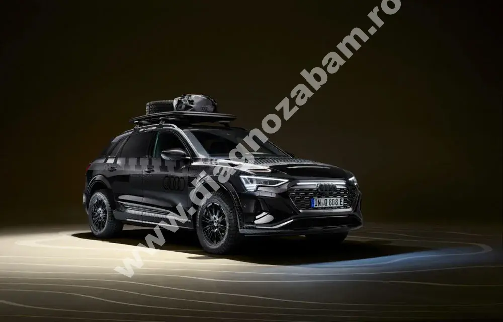 audi adauga un element off road la familie noul audi q8 e tron edition dakar cu garda la sol crescuta si eticheta de pret de 120000 de euro mfrh original