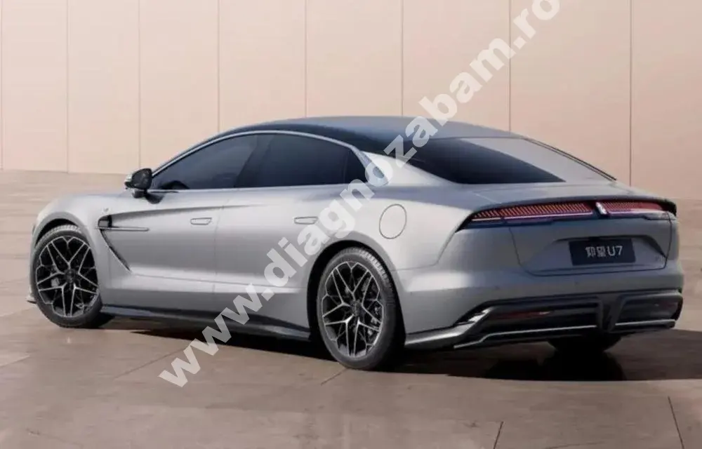 rivalul chinez pentru tesla model s plaid a sosit performanta si lux la doar 127600 de euro mfrh original