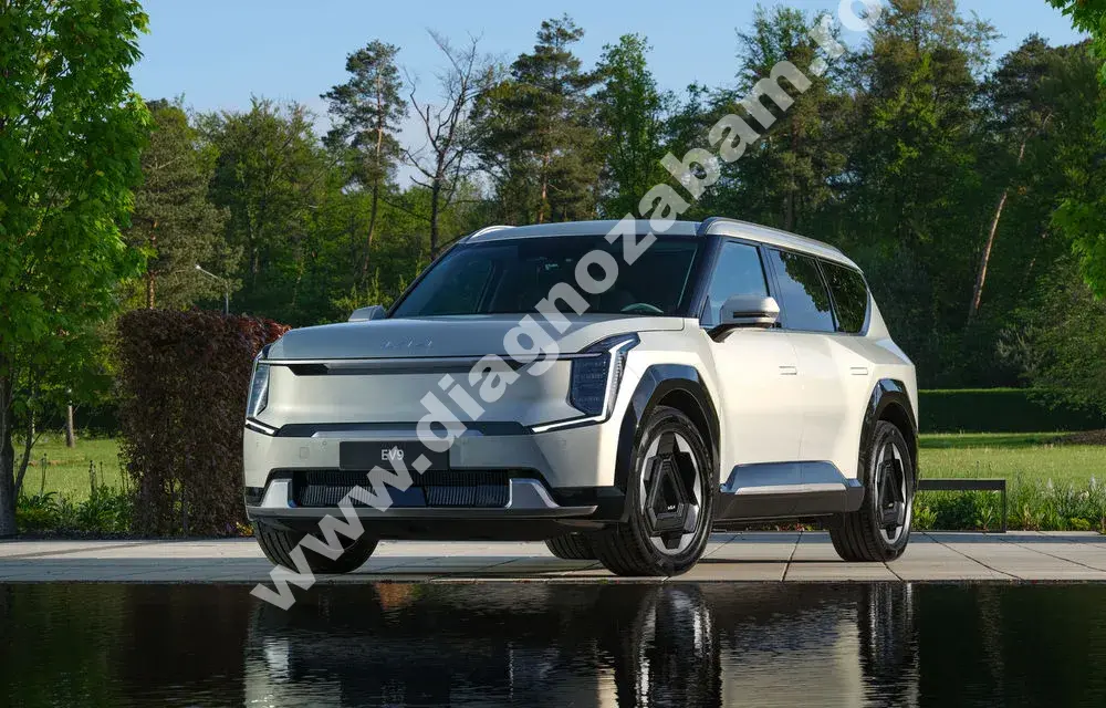 scoate cardul kia ev9 ajunge in romania la un pret de start de 72500 de euro mfrh original