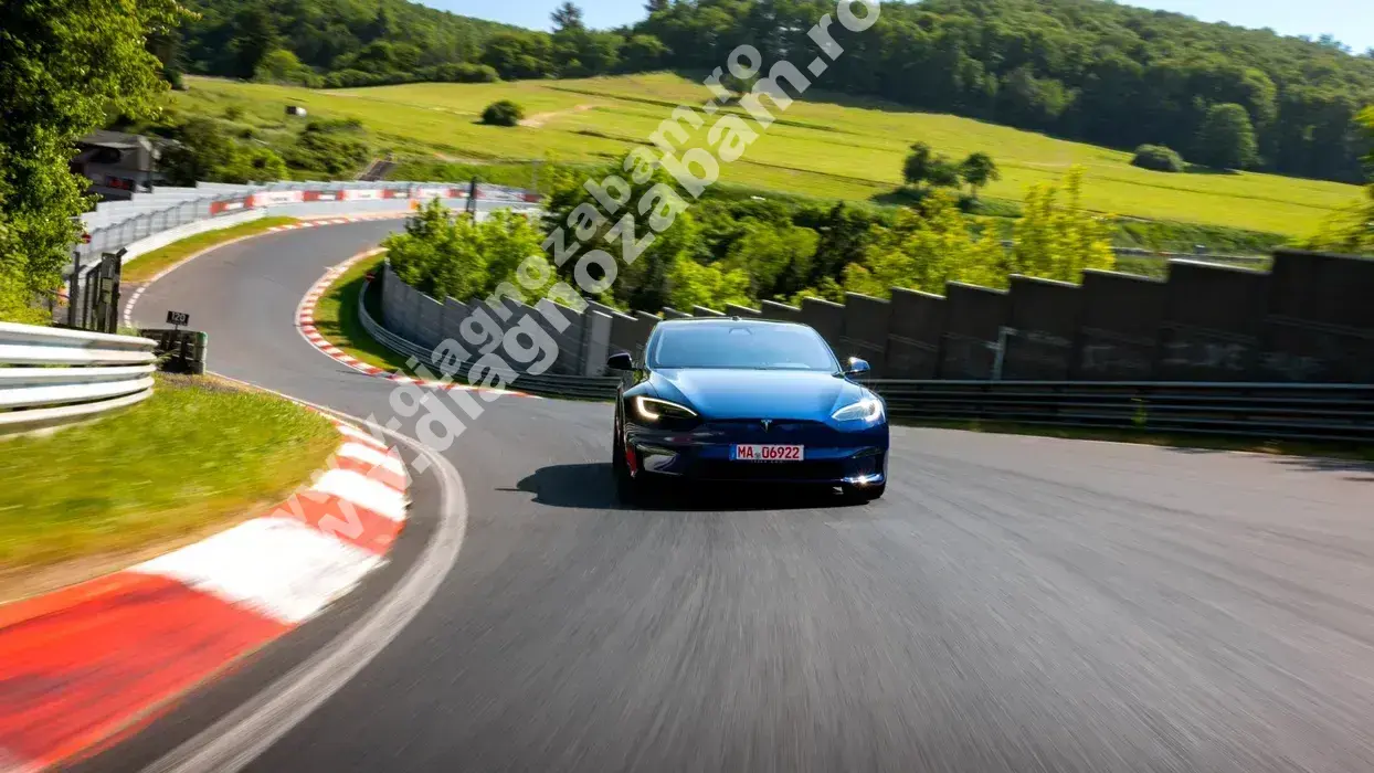 surpriza in lumea auto tesla scade autonomia declarata pentru masinile sale reducere de pana la 60 km