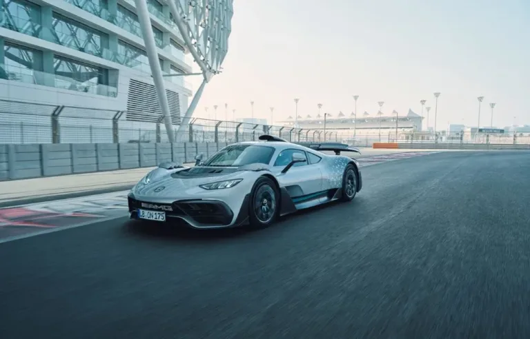 mercedes amg one bijuteria tehnologica a formulei 1 ajunge in galeria tiriac collection mfrh original