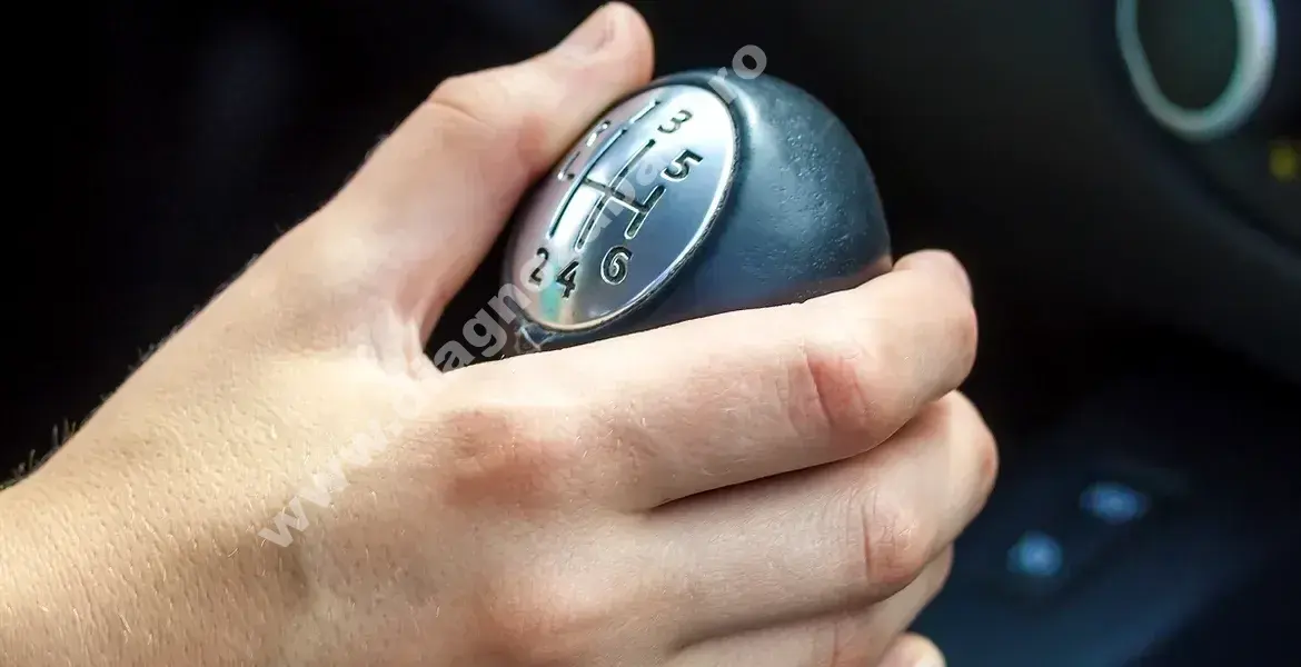conducerea unei masini cu cutie manuala cu permis pentru cutie automata in romania