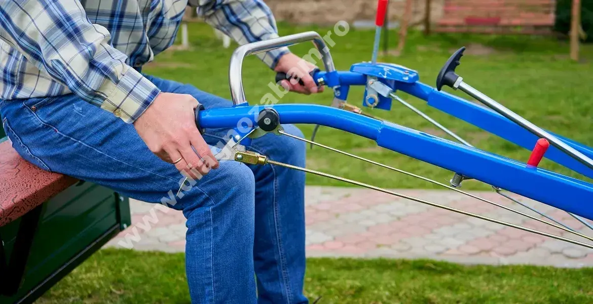 permis necesar pentru motocultor