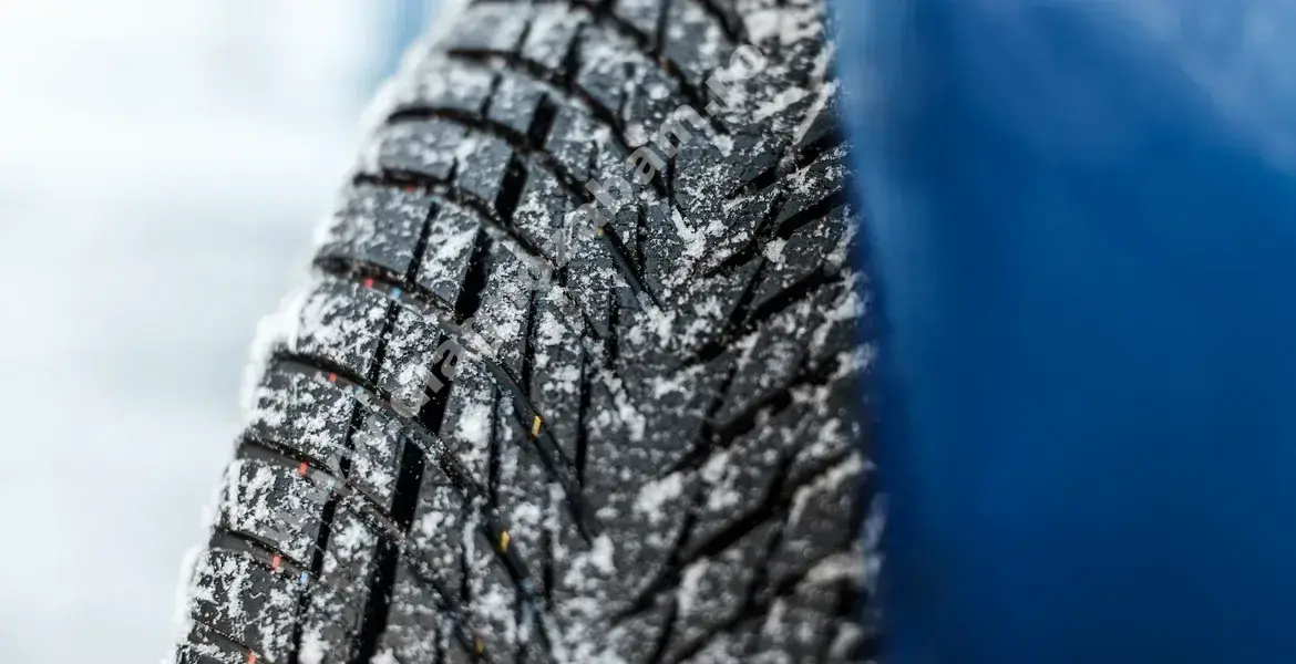 primele ninsori aduc avertismente pentru soferi sanctiuni severe pentru anvelope necorespunzatoare