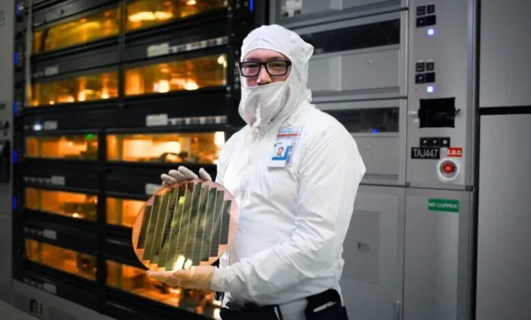intel vs tsmc rivalitatea continua cu noile tehnologii 18a si n2 mfrh original