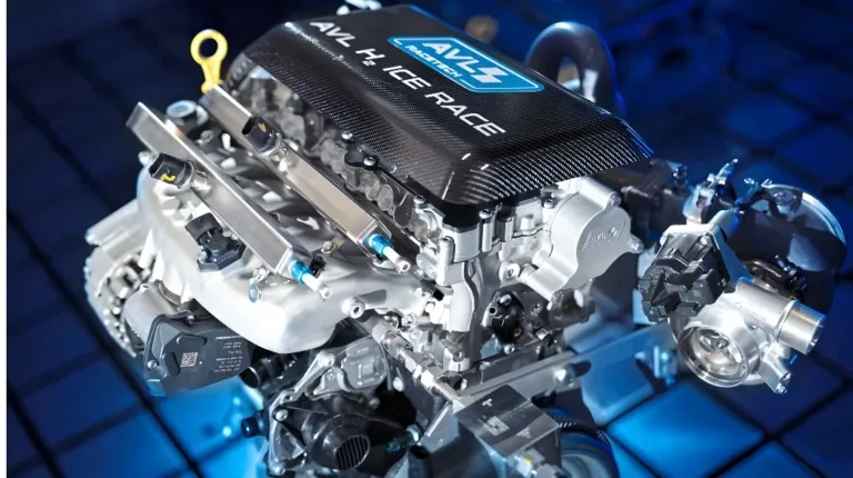 Motorul pe Hidrogen de 410 CP ȘOCHEAZĂ Motorsportul