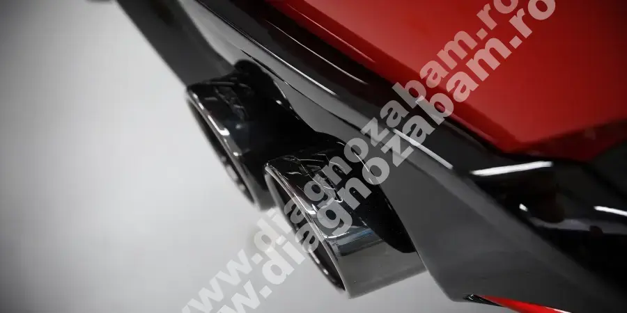 personalizeaza ti infiniti q60 cu un body kit din fibra de carbon de la larte design 3