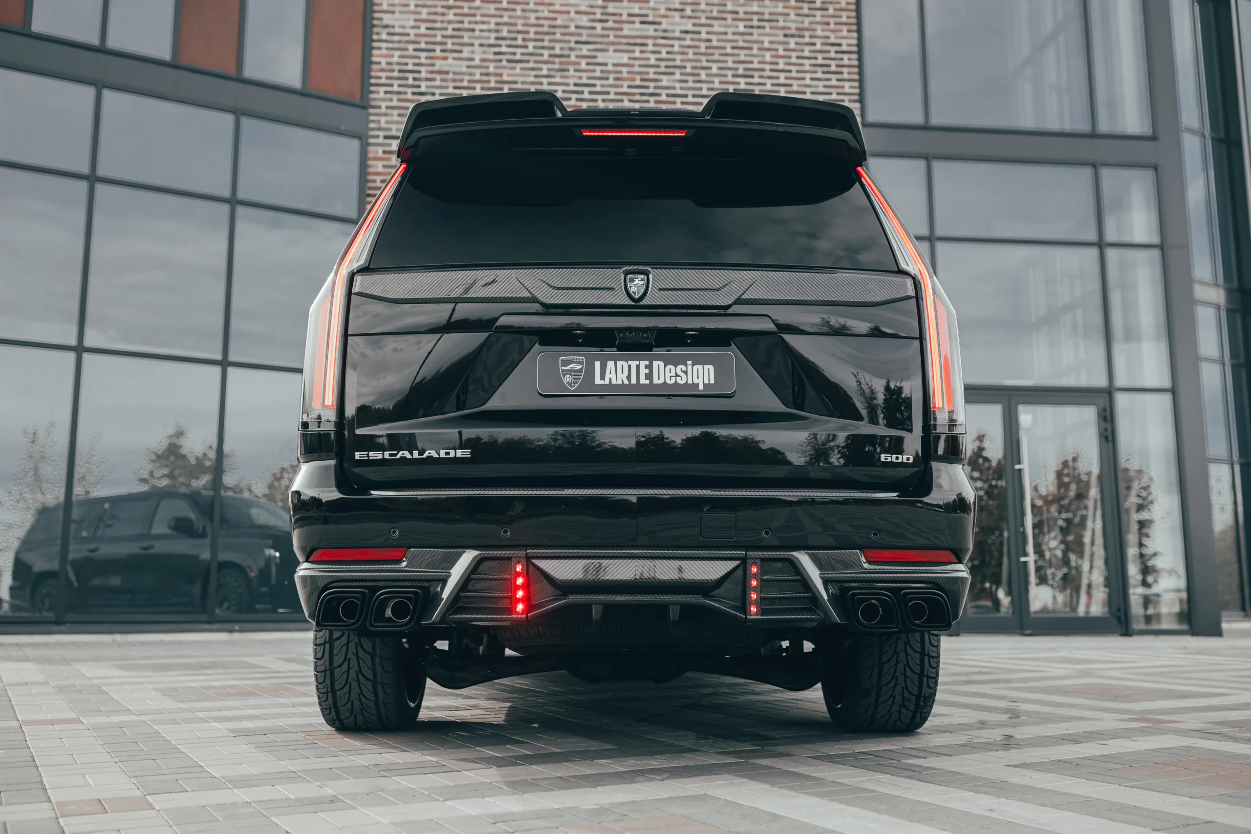 Cadillac Escalade 2026 by LARTE 4344