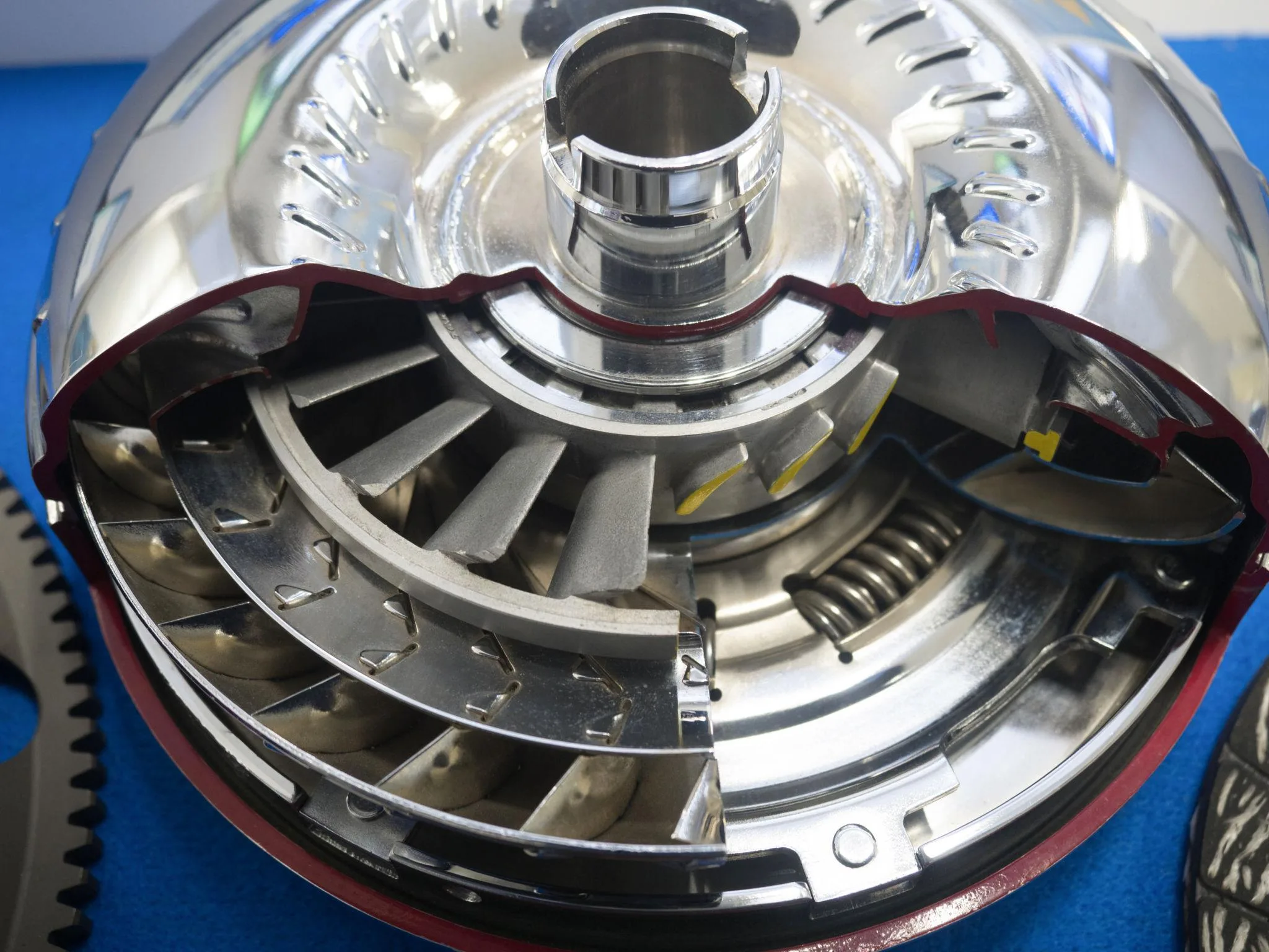 Cut model of automobile parts torque converter