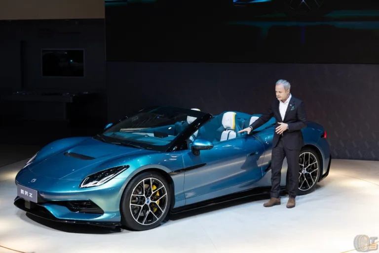 Denza Z Convertible Brings Electric Performance
