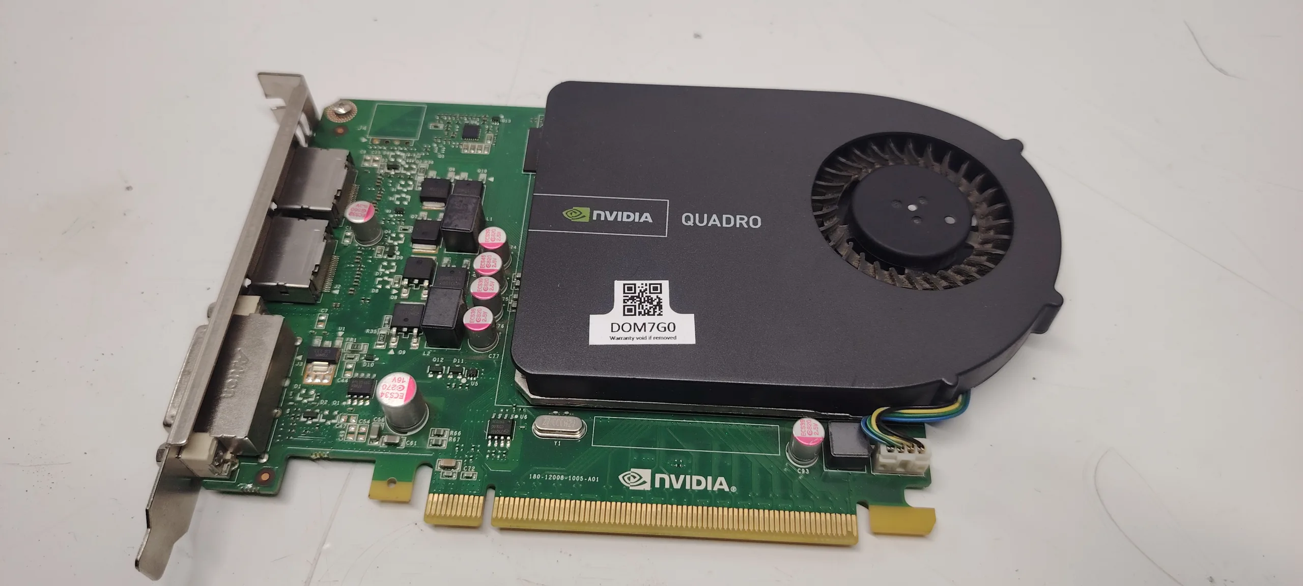 gpu fans spin no display