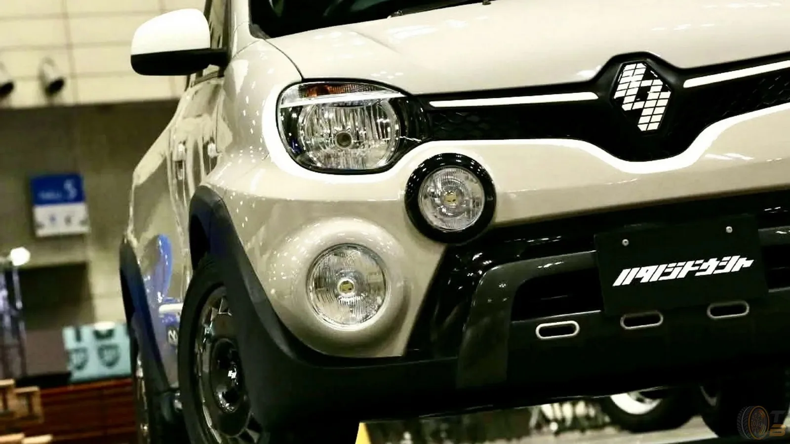 Hatano Renault Twingo Mini Dakar Offroader