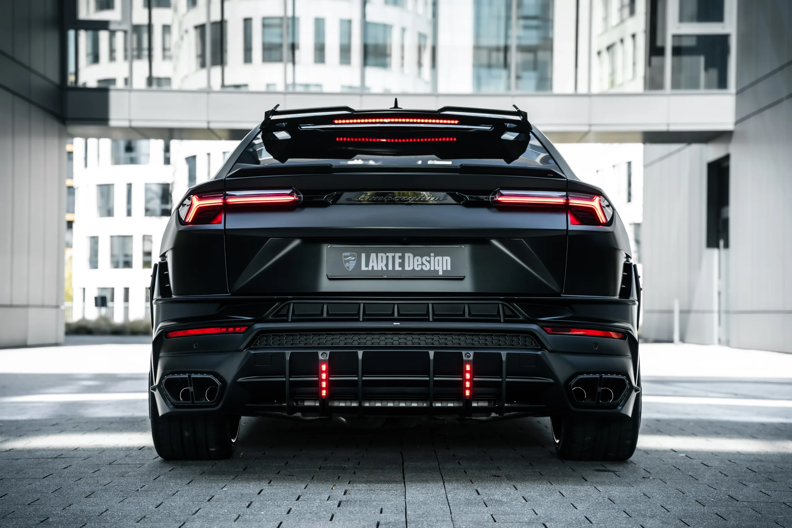 LARTE URUS