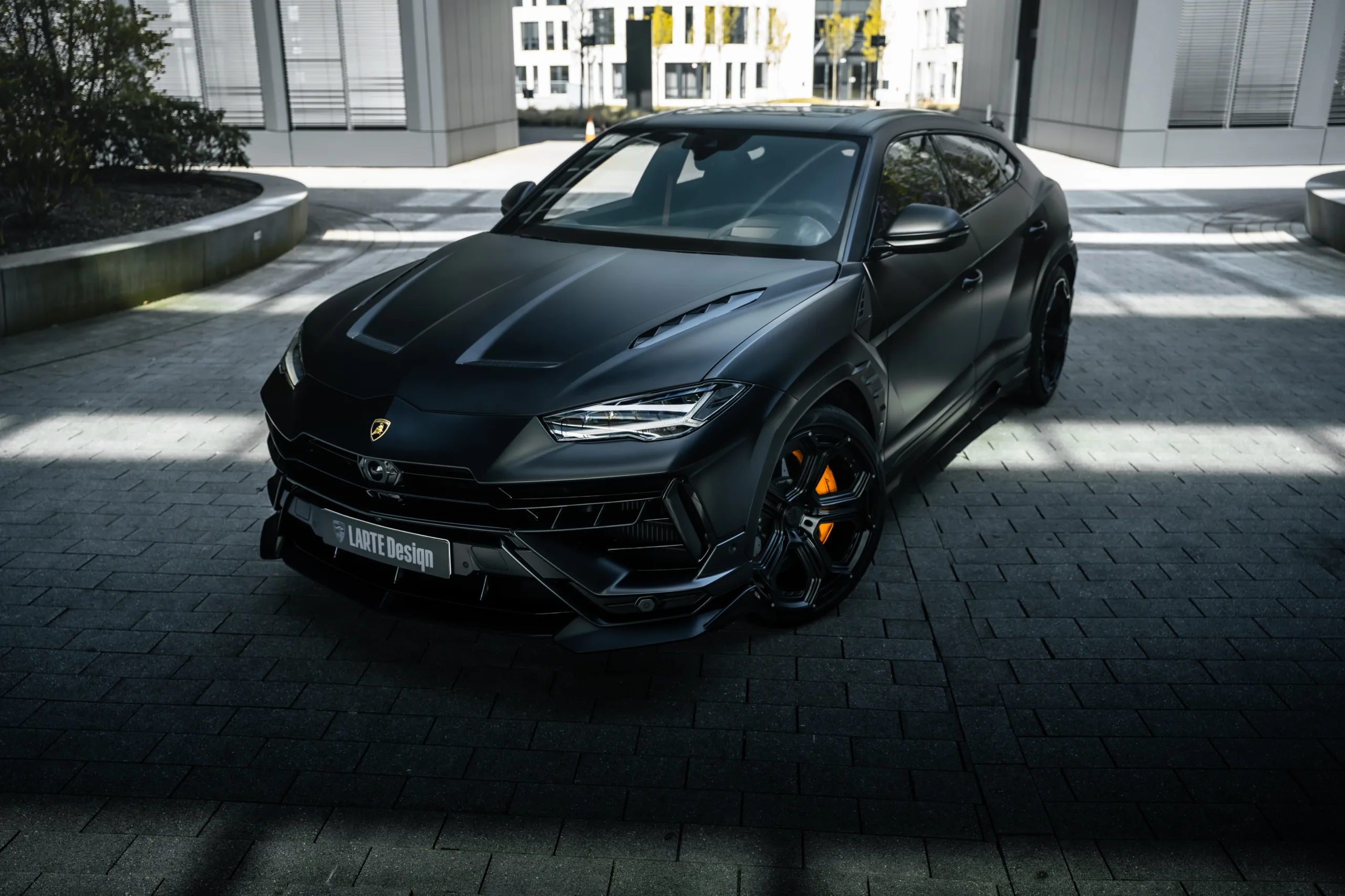 LARTE URUS