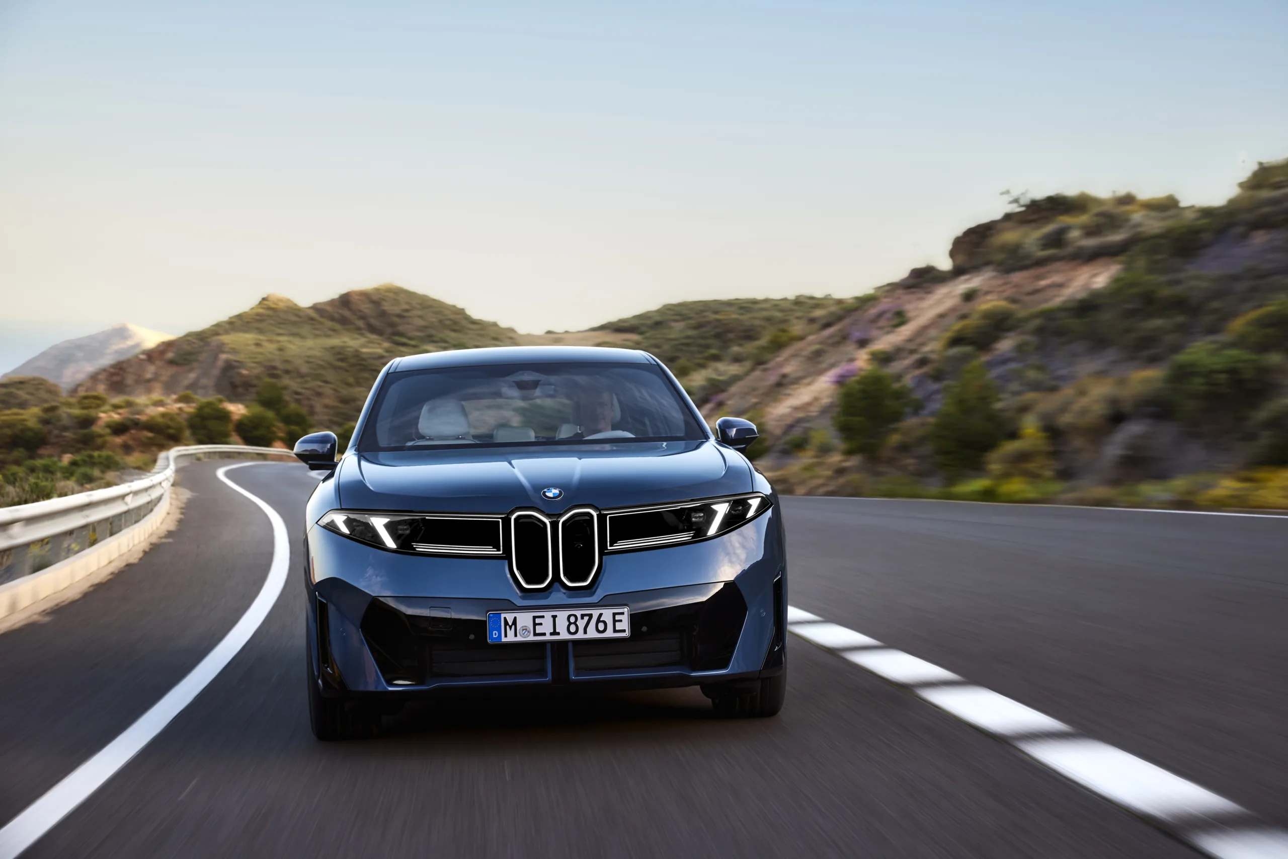 P highRes the new bmw ix x