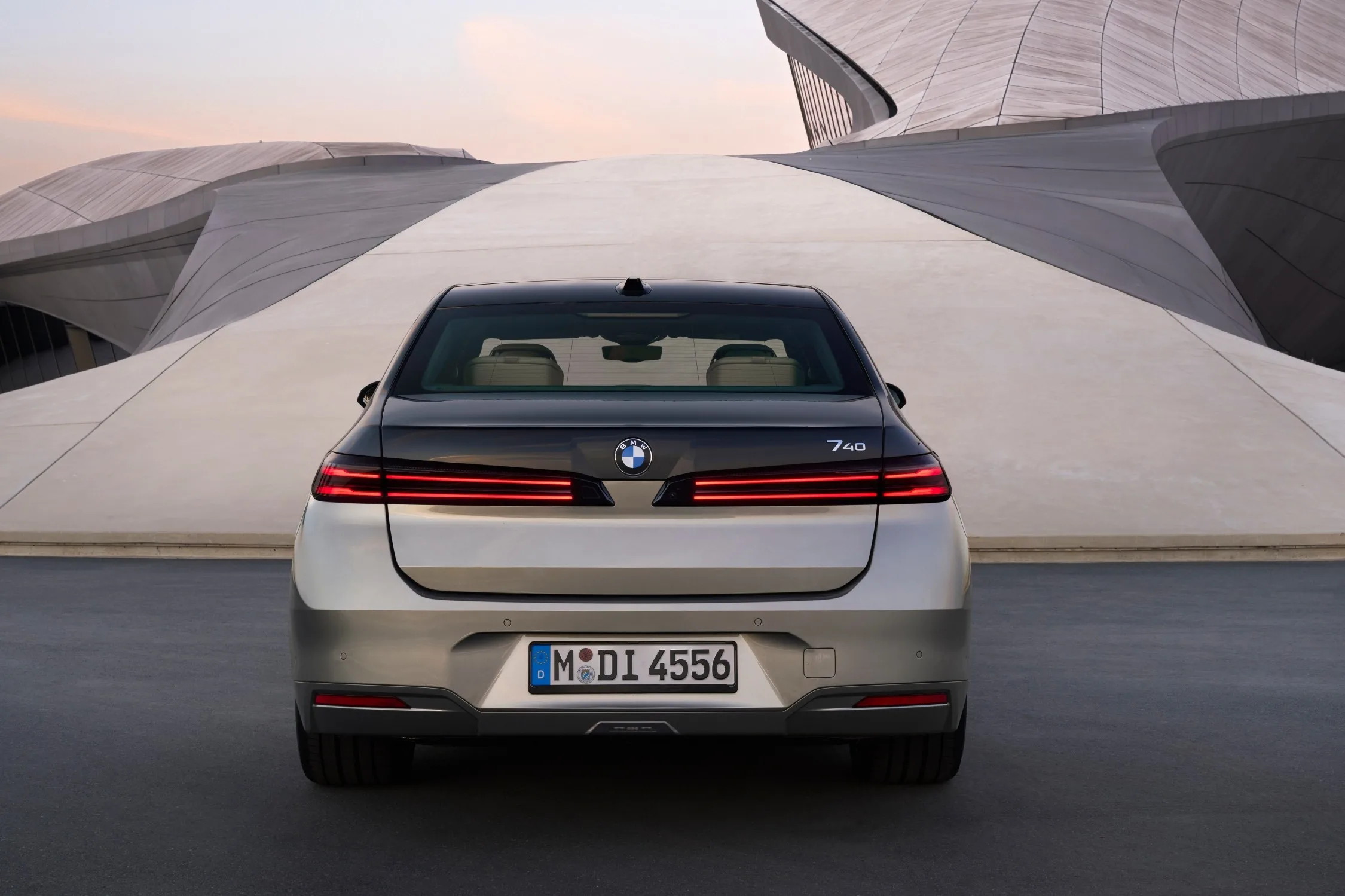 P lowRes bmw xdrive