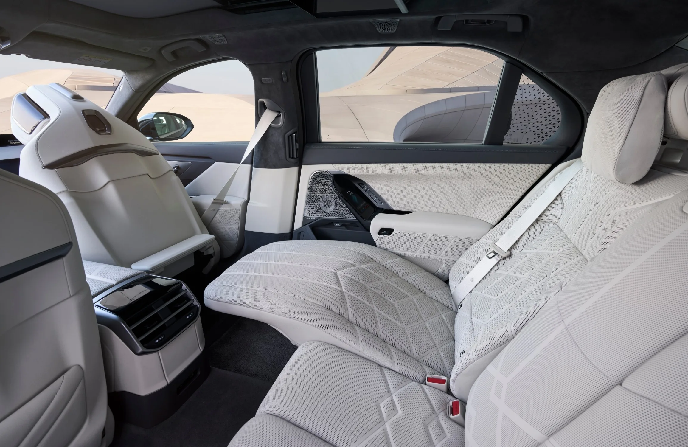 P lowRes bmw xdrive