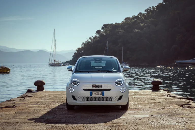 FIAT 500 Hybrid Dolcevita: Ultimate Summer Cabriolet