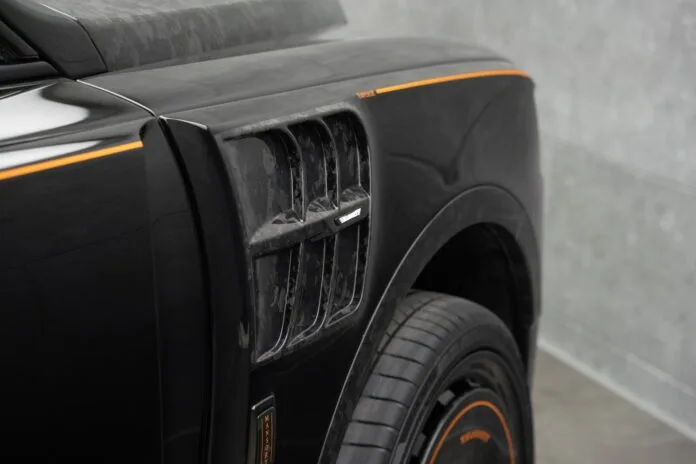 Rolls Royce Cullinan SUV MANSORY Emperor Signature x