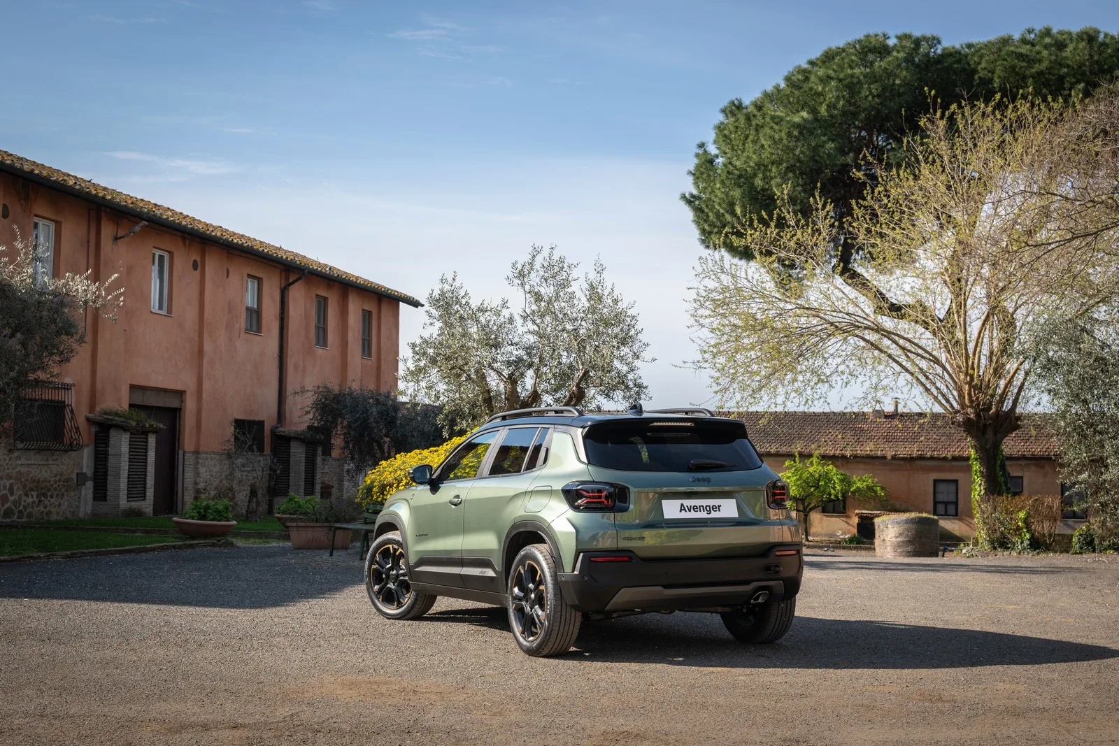 Jeep Avenger xe th anniversary