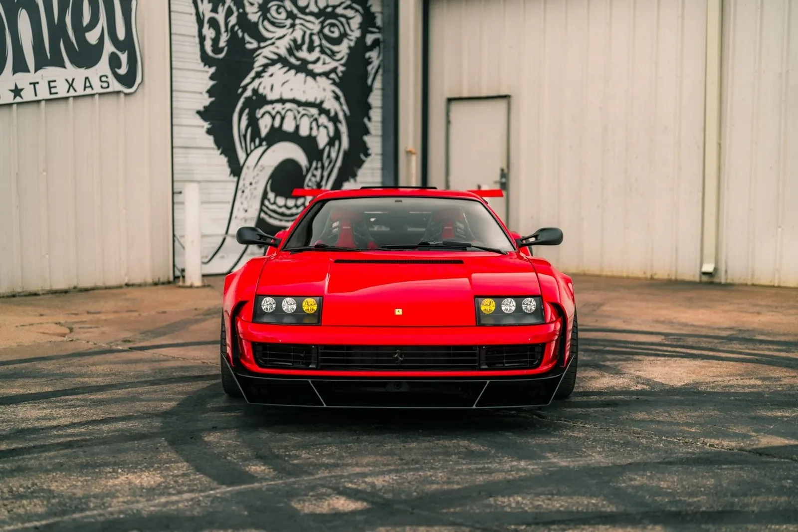 Ferrari Testarossa x F Gas Monkey Tuning