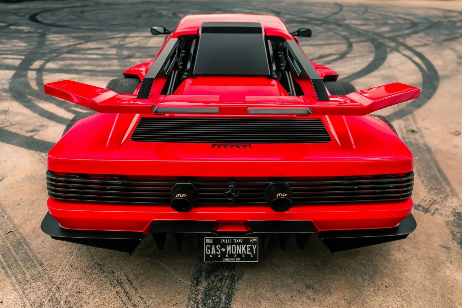 Ferrari Testarossa x F Gas Monkey Tuning