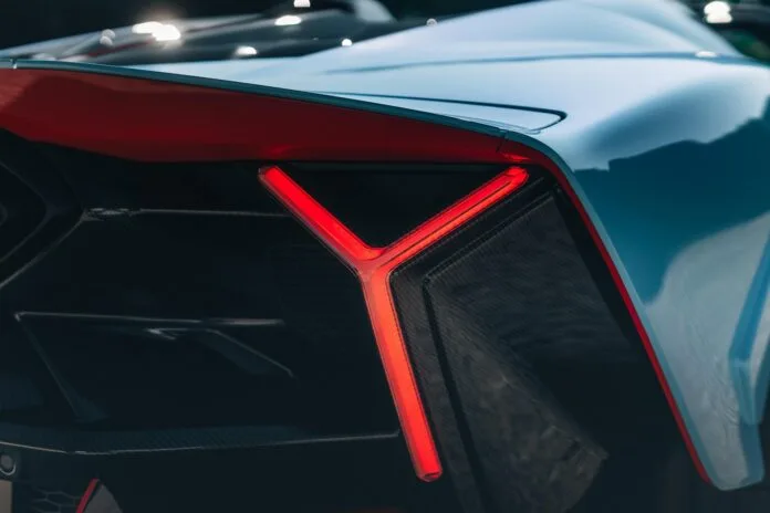 Lamborghini Fenomeno Roadster V Hybrid x