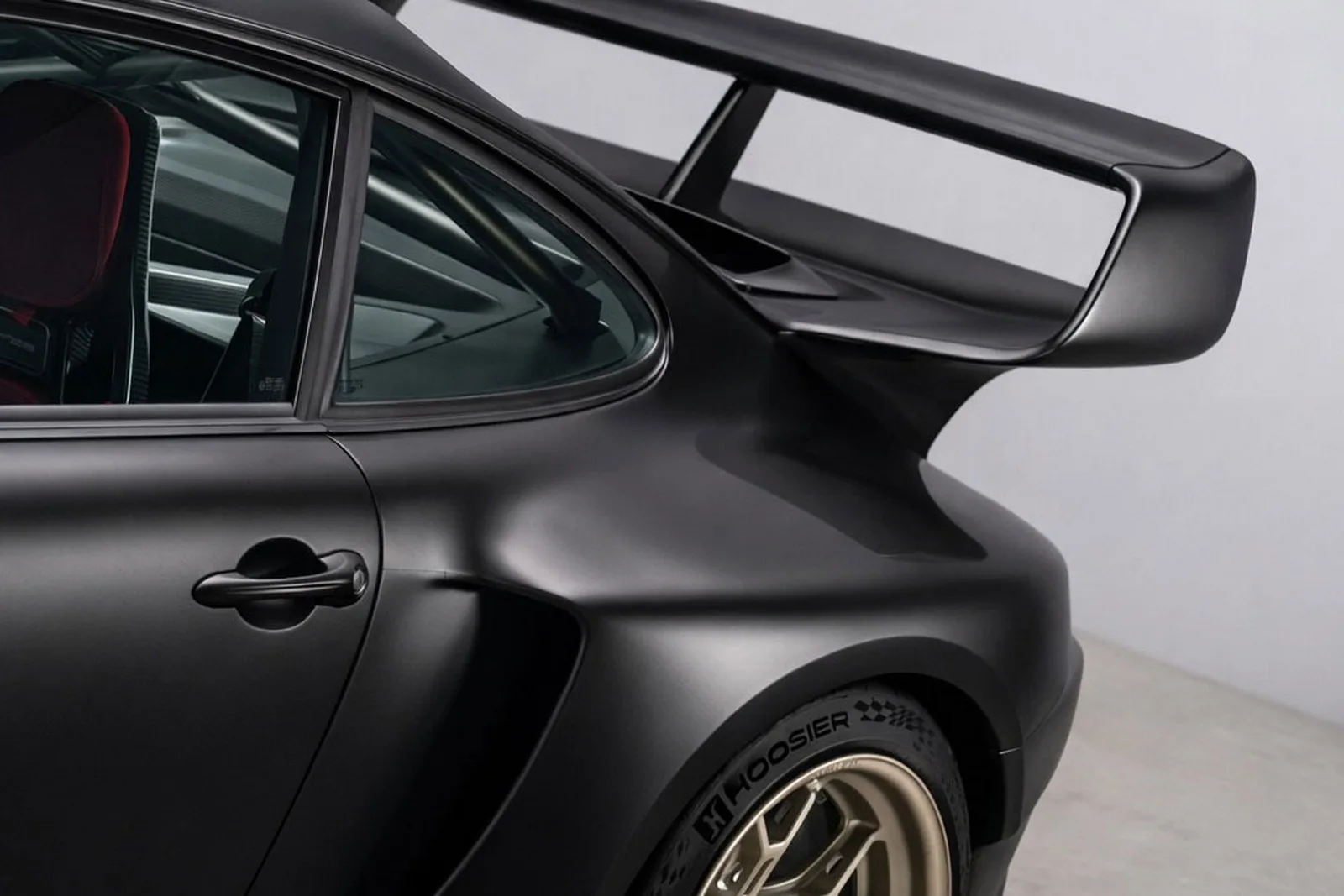 Gunther Werks F Black Stealth Fighter Edition Slantnose