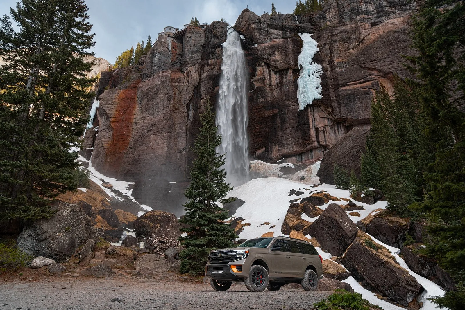 Hennessey VelociRaptor SUV Expedition Familien SUV