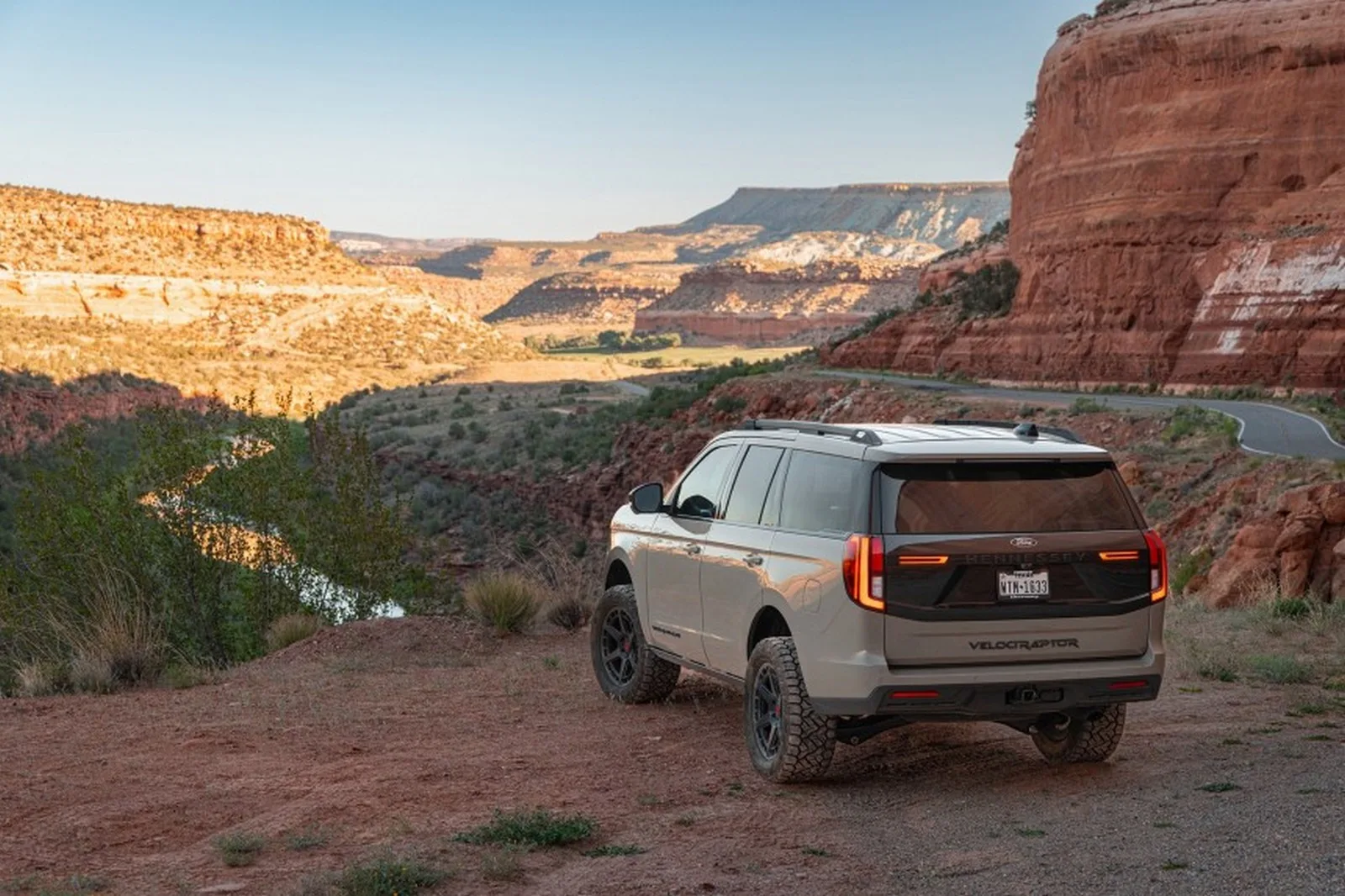 Hennessey VelociRaptor SUV Expedition Familien SUV