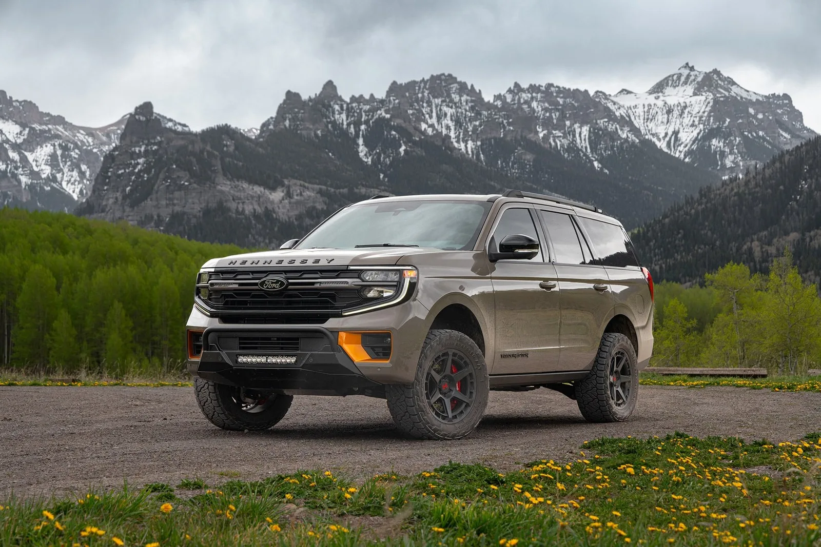 Hennessey VelociRaptor SUV Expedition Familien SUV
