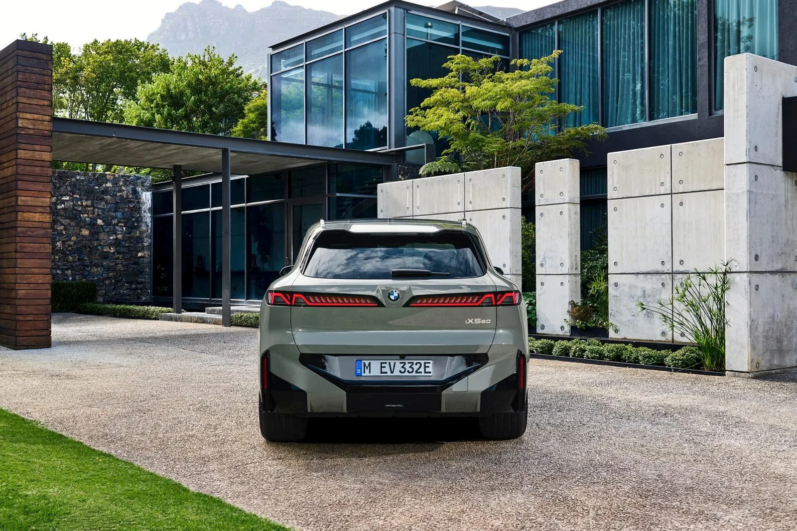 BMW iX G M Sport Grey Pine Elektro X BEV