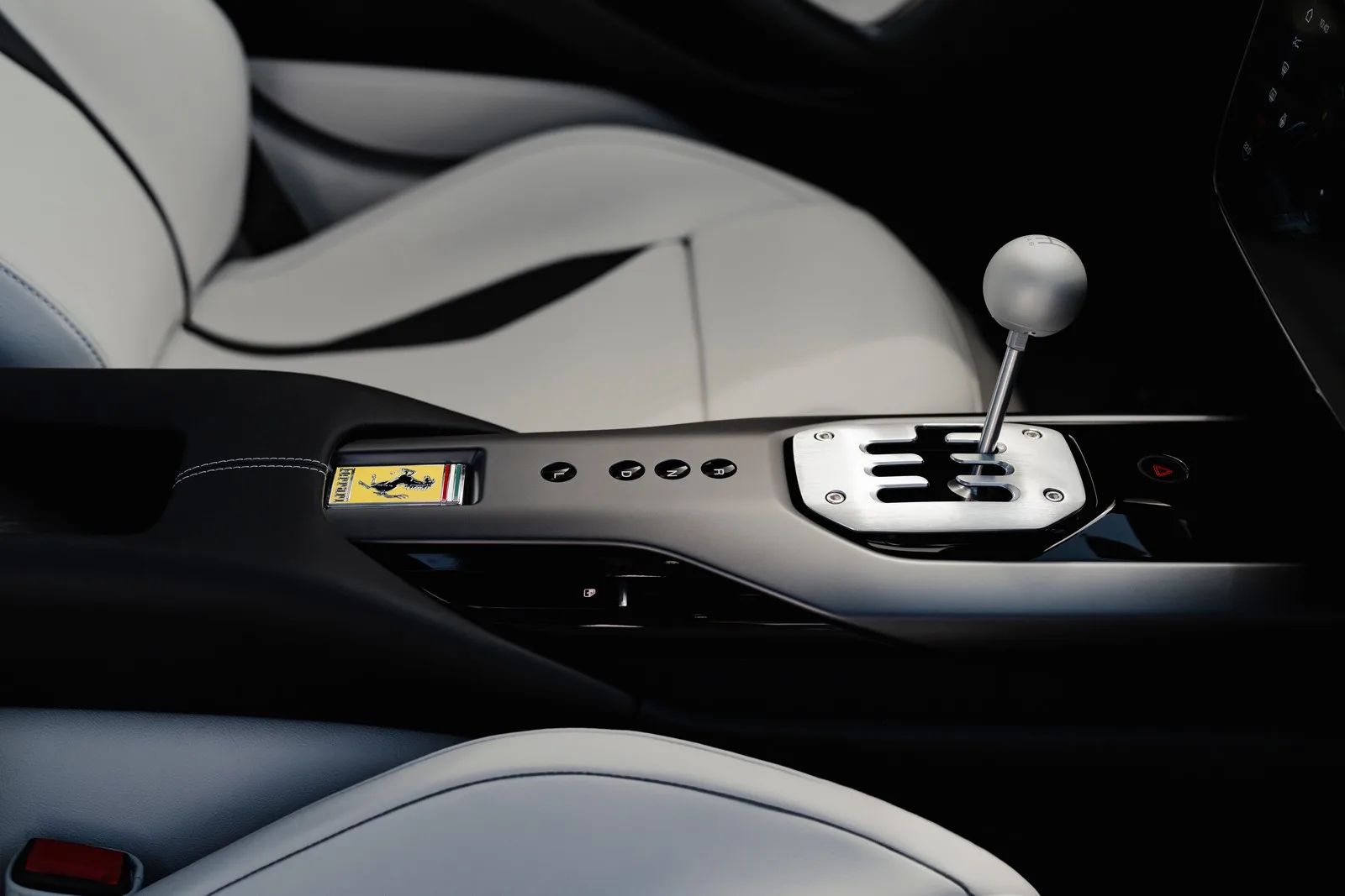 Ferrari Cilindri Manuale mit Schaltkulisse