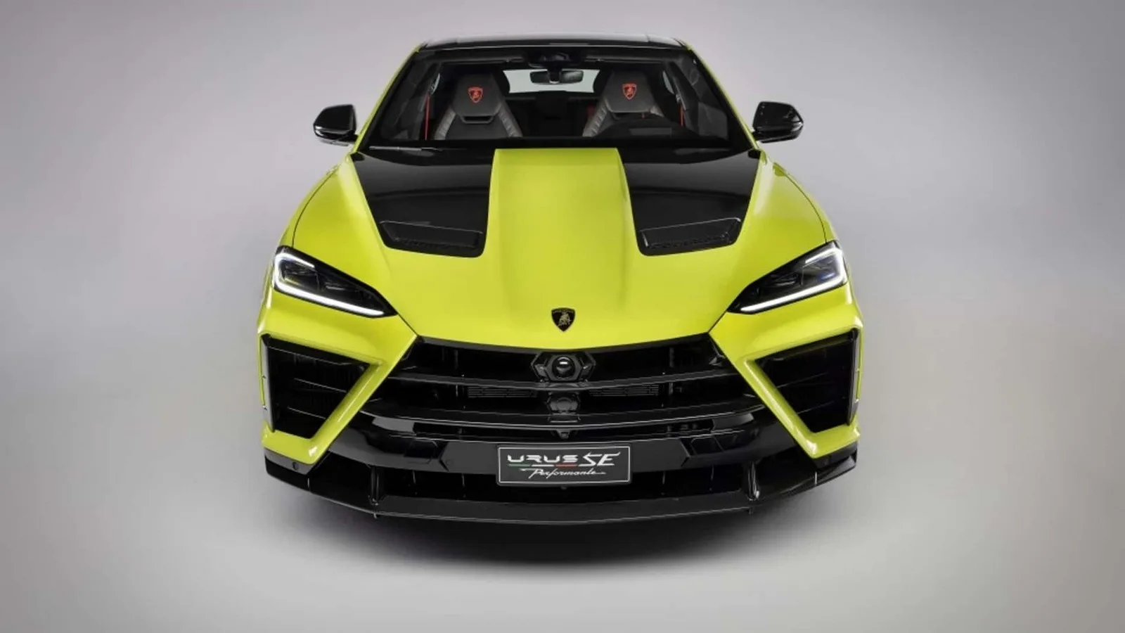 Lamborghini Urus SE Performante