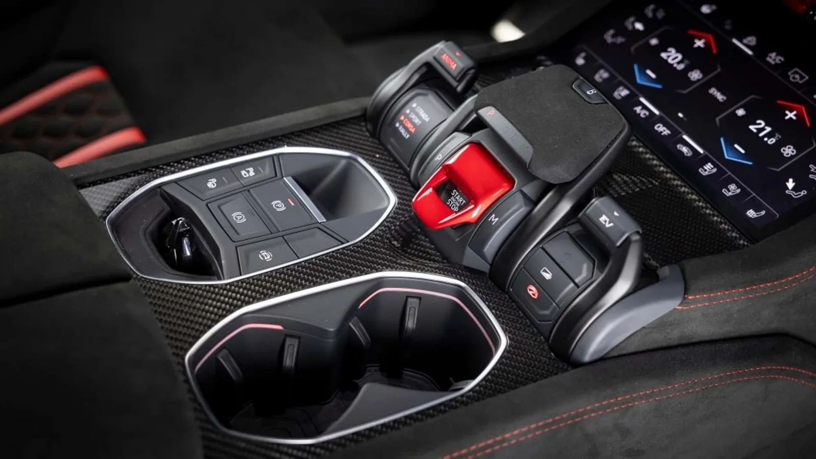 Lamborghini Urus SE Performante