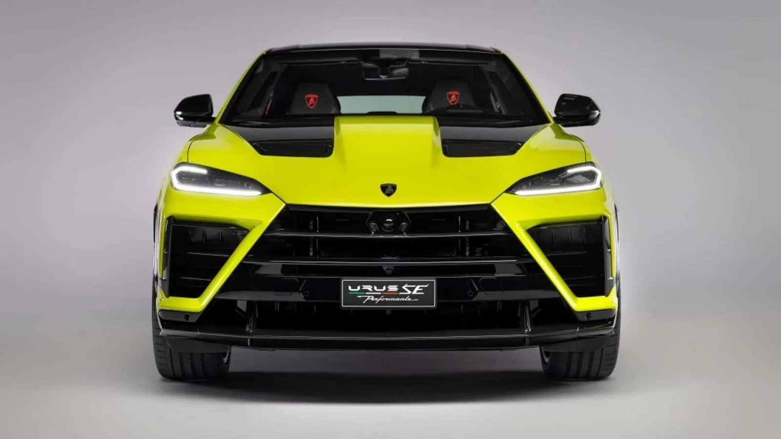 Lamborghini Urus SE Performante