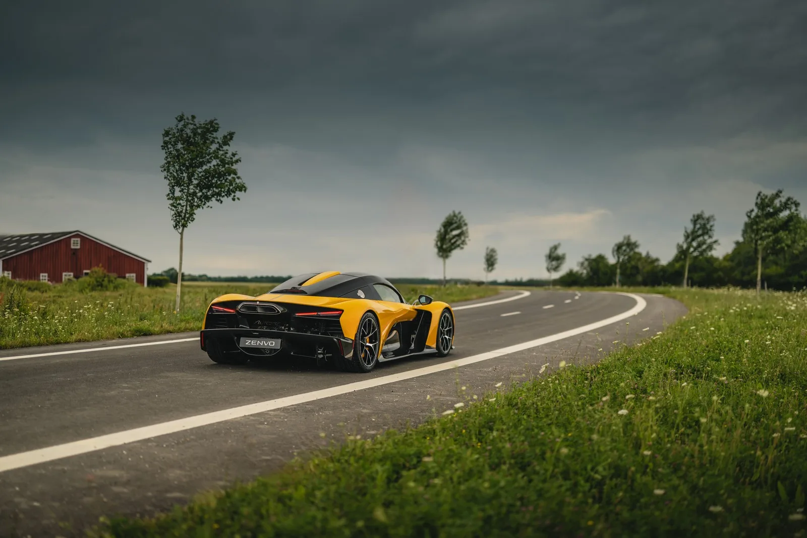 Zenvo Aurora Tur Hypercar