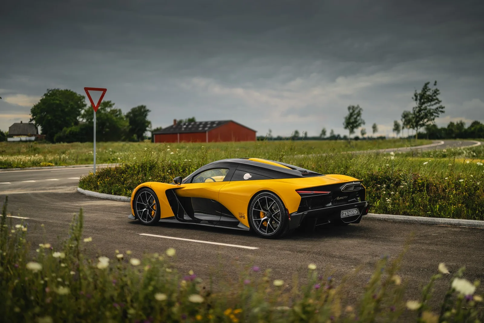 Zenvo Aurora Tur Hypercar
