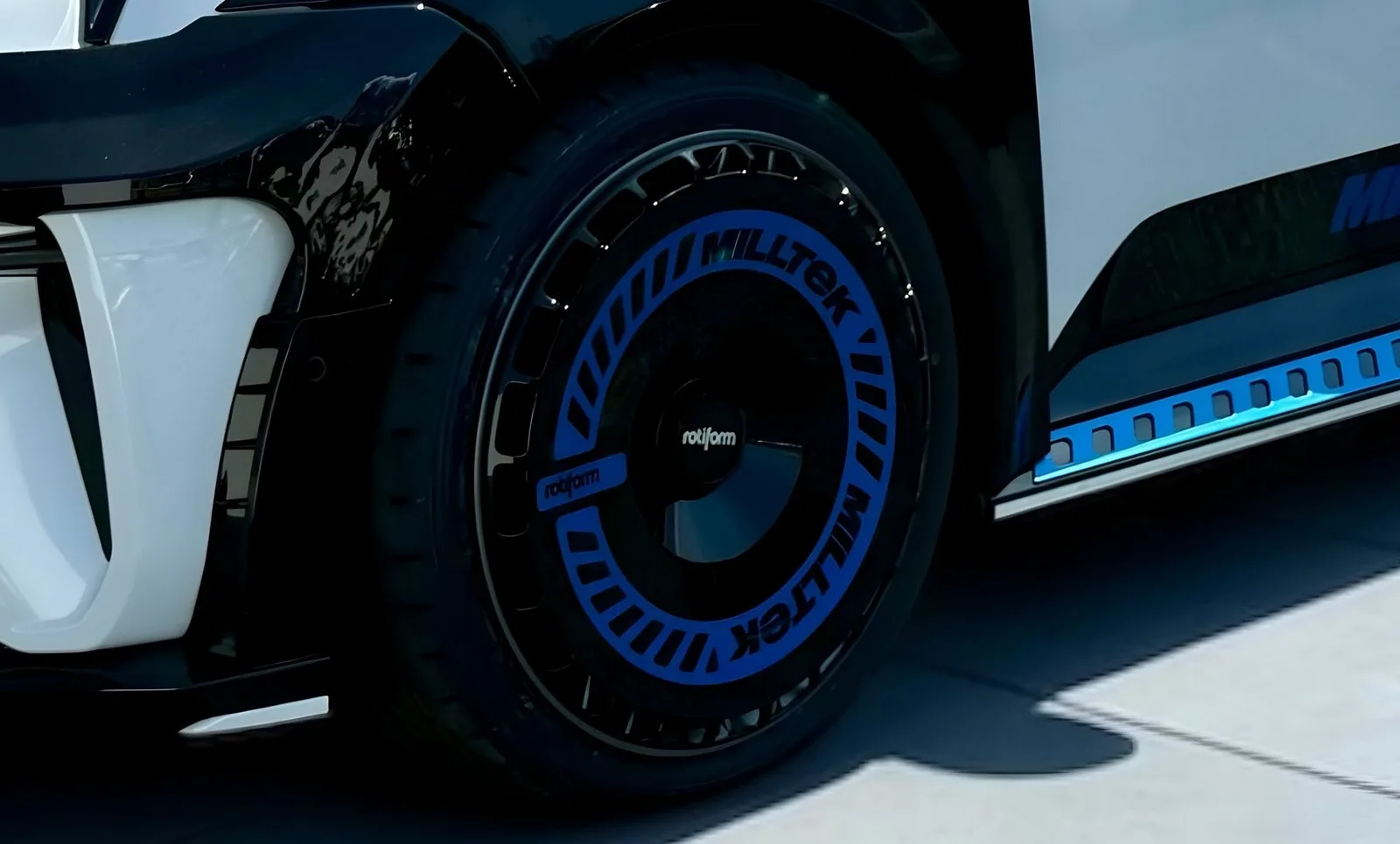 Milltek Renault E Tech Alpine A Wide Body Kit