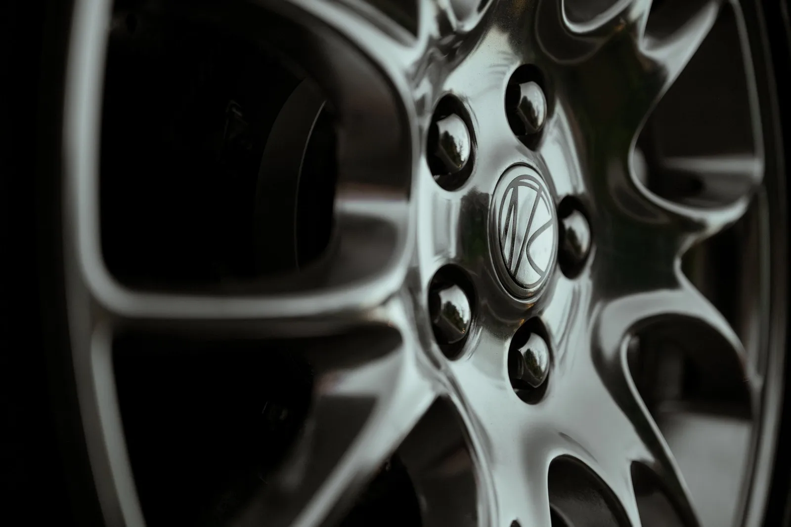 NIELS VAN ROIJ DESIGN Daytona Shooting Brake Hommage