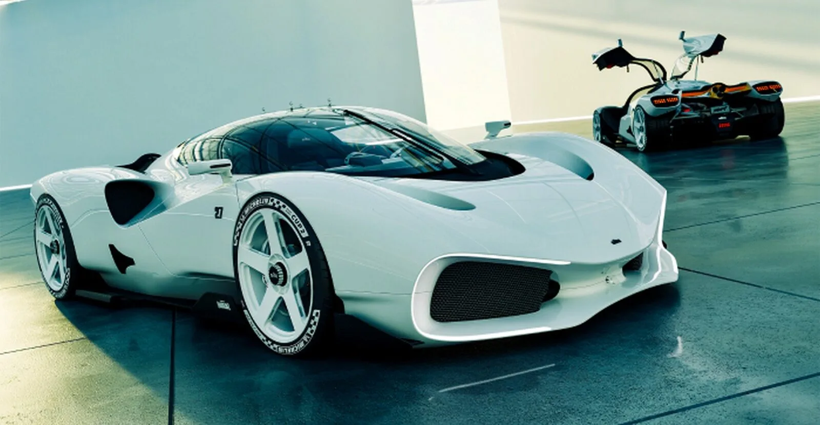 Nilu V Hypercar e