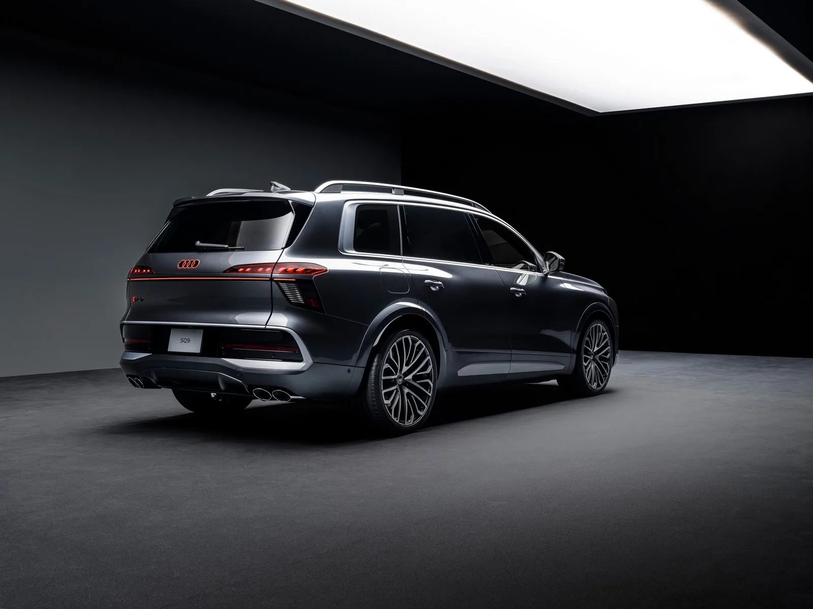 Audi SQ Luxus SUV V