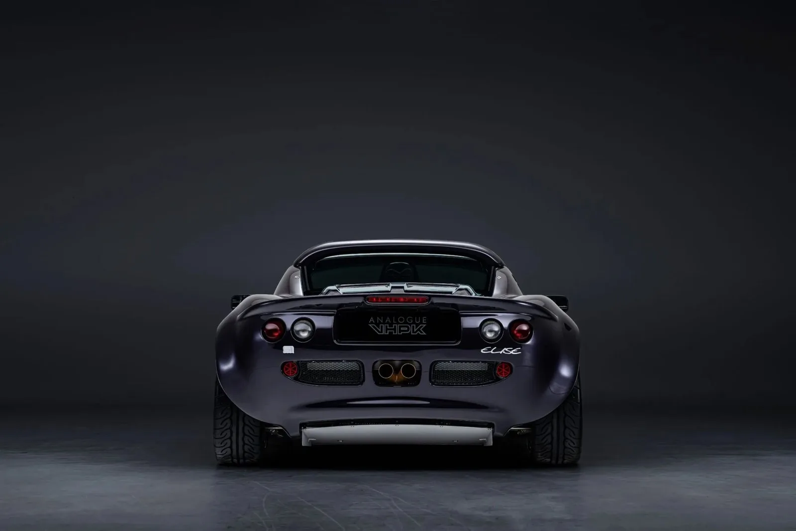 Lotus Elise VHPK Restomod Analogue Automotive