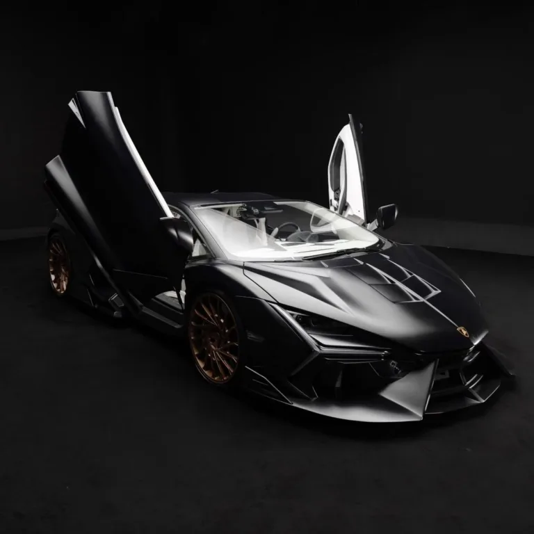 Lamborghini Revuelto Venuum Voltoro V1: Tuning Fără Limite!